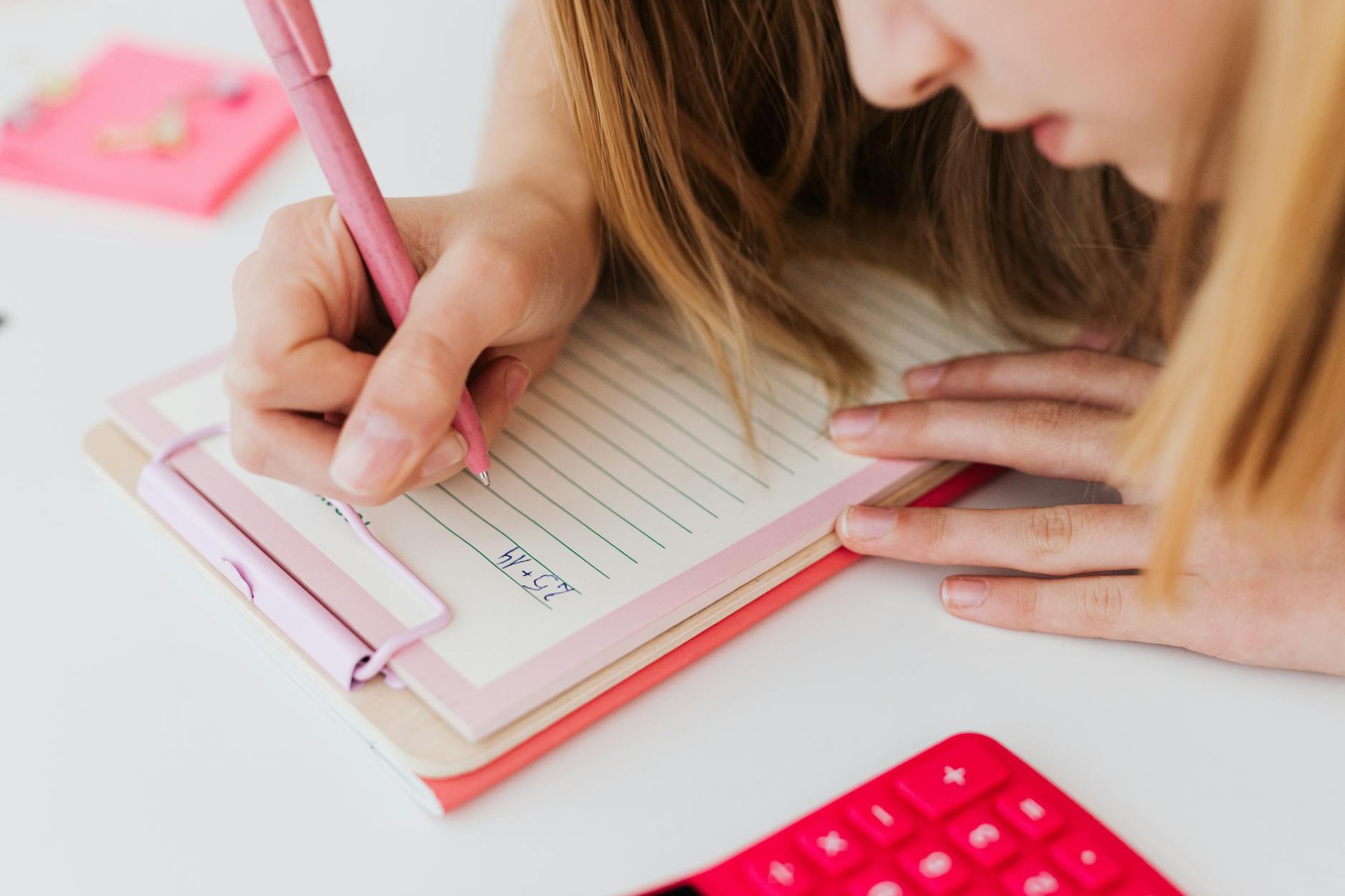 The Hidden Cost of Multitasking (And the Single-Tasking Protocol That Fixed It)